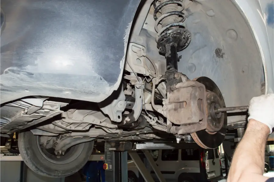 What to Expect During A Mobile Axle Repair Appointment in Rawlins, WY