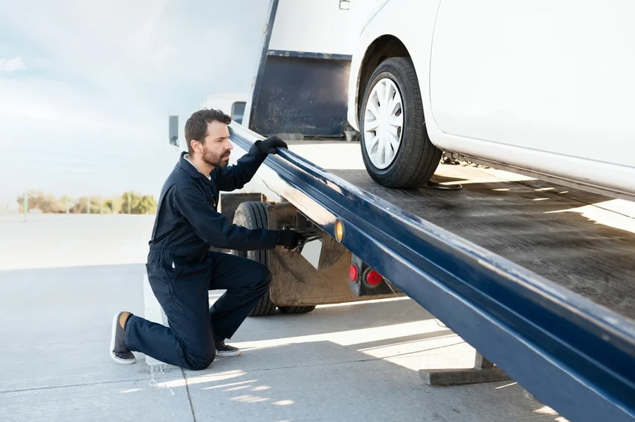 Benefits Of Combining Towing Services With Mobile Repair in Rawlins, WY Benefits Of Combining Towing Services With Mobile Repair in Rawlins, WY